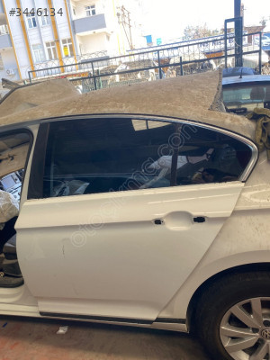 2018 VOLKSWAGEN PASSAT SOL ARKA KAPI