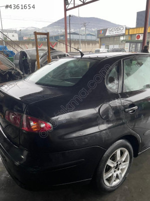 SEAT CORDOBA SAĞ ARKA ÇAMURLUK ORJİNAL ÇIKMA