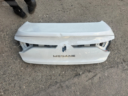MEGANE 4 BAGAJ KAPAĞI ORJİNAL ÇIKMA
