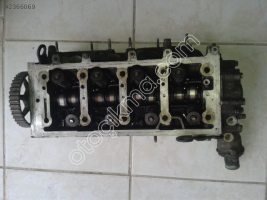 Pegeuot 206 1.4 benzinli 1999 model silindir kapağı Cıkma or
