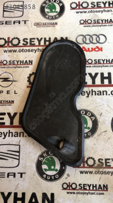 5C6839915B Volkswagen Jetta 2014 sol arka kapı panosu