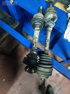 CİTROEN BERLİNGO 1.6 2008 SAĞ VE SOL AKS