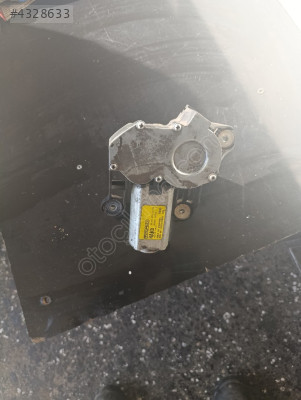 Fiorino arka cam silgi motoru