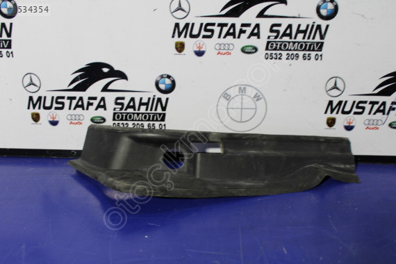 BMW İ4 G26 SAG OLUK KAPAGI 7487594