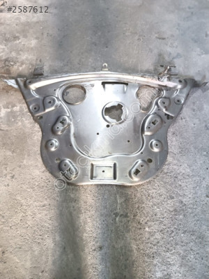 BMW ÇIKMA F10 MOTOR ALT MUHAFAZA 6777727