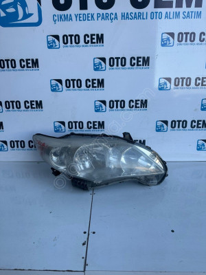 OTO CEM'DEN ÇIKMA TOYOTA COROLLA SAĞ FAR (2011-2012)