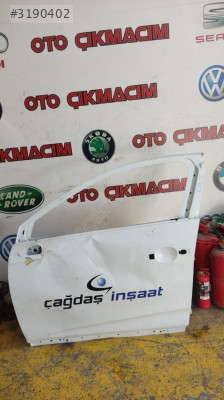 Renault Clio 5 Modeli İçin Sol Ön Kapı Çıkma Parçası