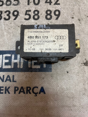 ÇIKMA AUDI A4 4B0 951 173 4B0951173 ALARM BEYNİ
