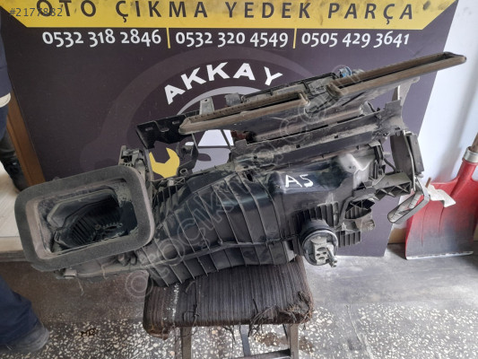 1K1820308- Volkswagen Touran Kalorifer Kazanı Orijinal Çıkma