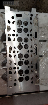 CİTROEN BERLİNGO 1.6 DV6 SİLİNDİR KAPAĞI ÇIKMA ORJİNAL  EURO4