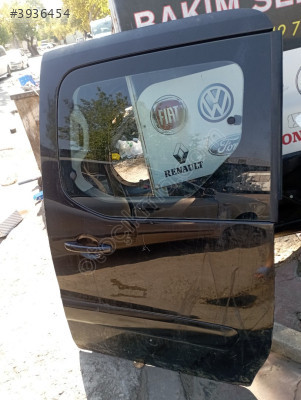 PEGOUT PARTNER TEPEE SOL SÜRGÜLÜ KAPI