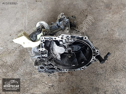 PEUGEOT 301 1.6 HDİ ŞANZIMAN HATASIZ MONTECAR