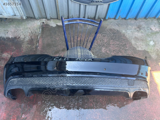 Mercedes cla arka tampon dolu