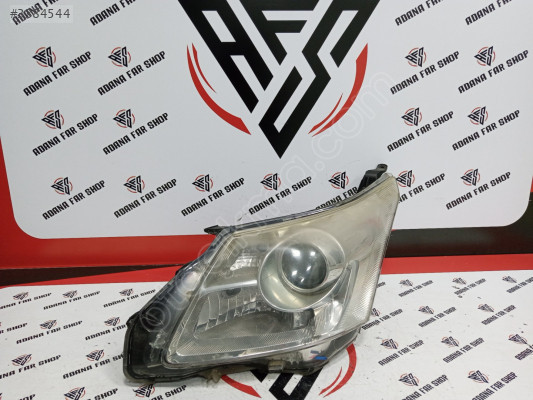 TOYOTA AVENSİS SOL ÖN FAR