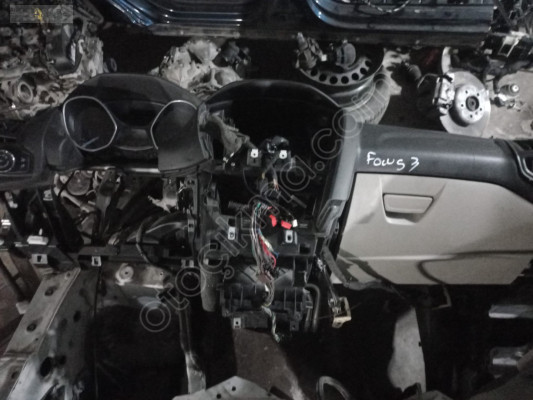 FORD FOCUS TORPİDO KAPAĞI VE SETİ
