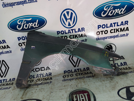 Toyota Corolla ön sağ çamurluk Orjinal