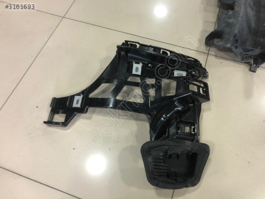 MERCEDES E SERİ W214 YENİ E SAĞ ARKA TAMPON BRAKETİ 2148858604