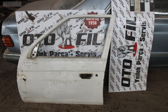 SKODA PİKAP ÖN SOL KAPI