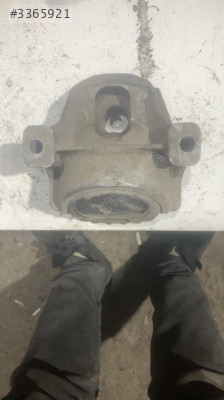 782516141206 audi a4 a5 passat b8 sağ motor takozu
