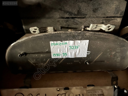 MAZDA 323F KM SAATİ
