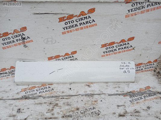 AUDİ Q5 SAĞ ARKA KAPI BANDI ÇIKMA ORJİNAL 2009-2012