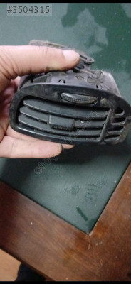 9634834677 citroen saxo kalorifer üfleme ızgarası