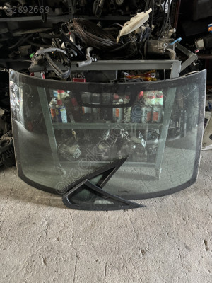 Volvo s80 arka cam çıkma