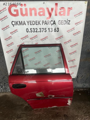 TOYOTA COROLLA SW SOL ARKA KAPI