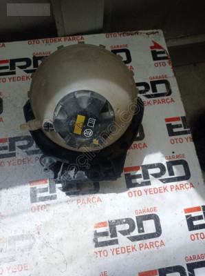 BMW F20 YEDEK SU DEPOSU 11564310
