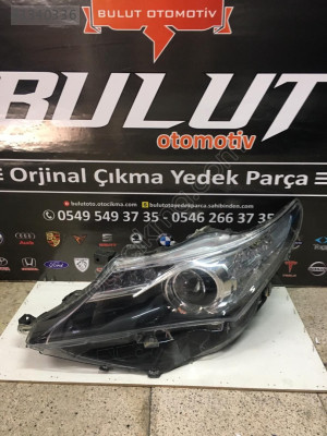 Toyota auris 2012-2015 sağ ön far çıkma