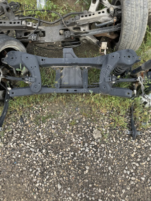 Ford kuga çıkma arka dingil komple
