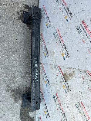Peugeot 308 arka tampon demiri