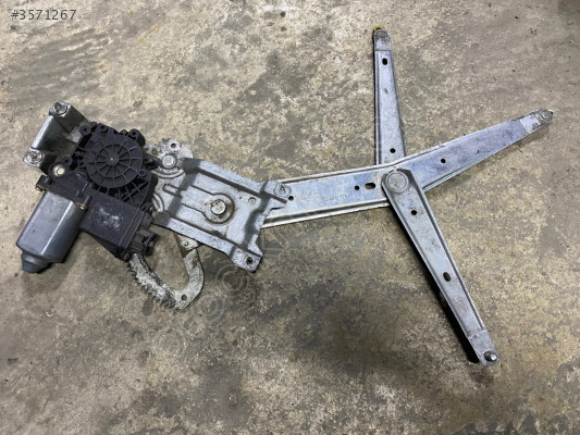 OPEL CORSA B SAĞ ÖN CAM KRİKOSU ÇIKMA 90481774 CANCAN OPEL