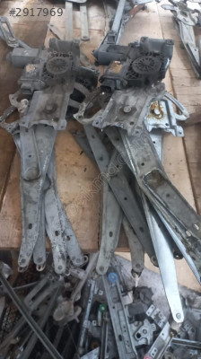 OPEL CORSA B SAĞ ÖN CAM KRİKOSU.OTO ERKAN ÜNYE