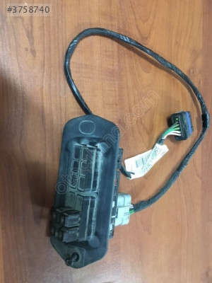 RENAULT Kango 3 Sürgülü Kapı Kilit Karşılığı Kontaktör ORJ ÇIKMA