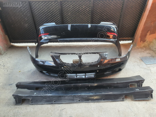 BMW E60 TAMPON SET