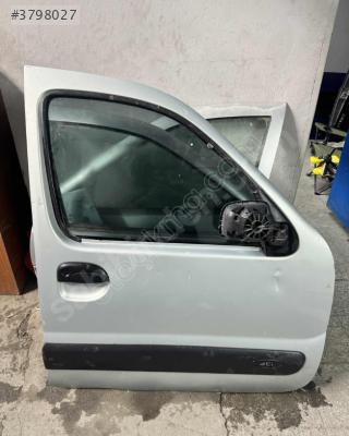 RENAULT KANGOO SAĞ ÖN KAPI ORJİNAL EYUPCAN OTO'DA