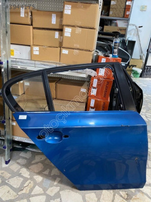 BMW 1 E87 SAĞ ARKA KAPI [2004-11] ORJİNAL