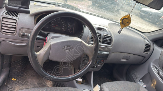 Hyundai accent milenyum göüs Torpido
