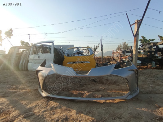 Orjinal Çıkma Toyota Corolla Ön Tampon - Oto Yedek Parçaları