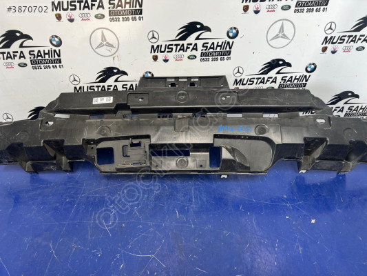 BMW 5 SERİ İ5 G60 M ARKA TAMPON ORTA BRAKET 51128084702