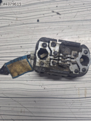 RENAUL R21 Arka İç Stop Duyu 009160-C