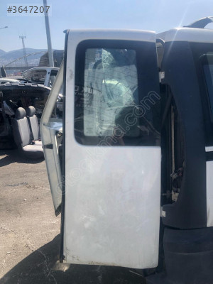 FİAT DOBLO SAĞ BAGAJ KAPAĞI