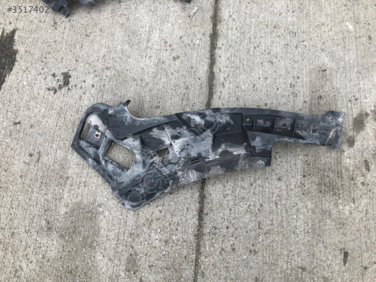 RANGE ROVER L405 SAĞ ÖN TAMPON MONTAJ BRAKETİ CK5216F072AC