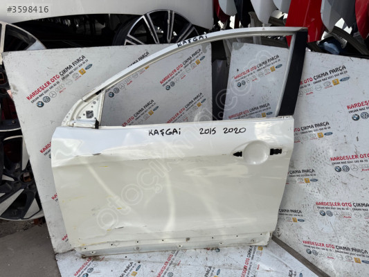 Nissan Kaşgai sol ön kapı (hasarlı ürün)