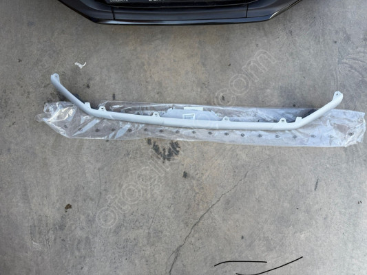 PEUGEOT 2024- RİFTER TAMPON ALT ÇITASI GIRI SIFIR 9855826980