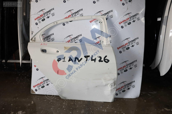 MERCEDES A SERİSİ A176 W176 SAĞ ARKA KAPI