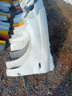 FİAT EGEA SOL ÇAMURLUK ÇIKMA ORJİNAL BEYAZ