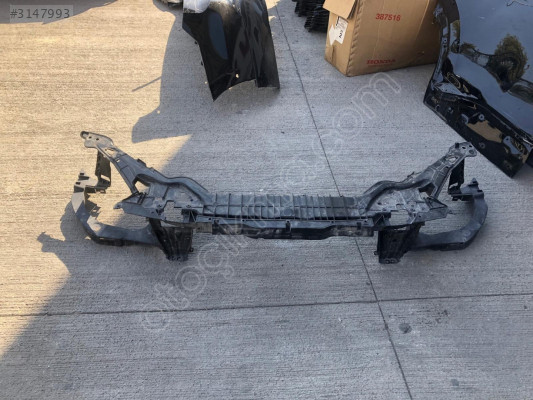 VOLVO S60 V60 2014-2018 ÖN PANEL 31416114AA