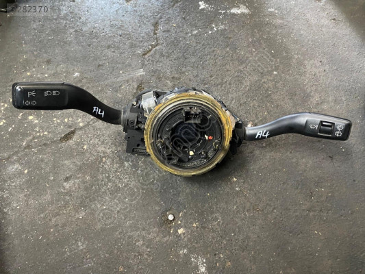 AUDİ A4 ÇIKMA SARGI SİNYAL KOLU
